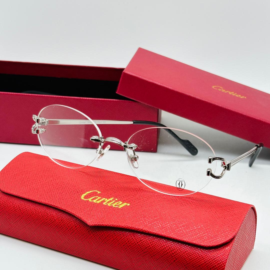 Stylish optical frame for everyday wear
